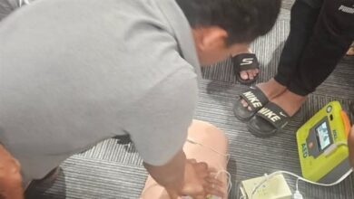 محاضرة عن الإنعاش القلبي للاعبي المنتخب الوطني تحت 17 عامًا قبل كأس العالم 16 محاضرة عن الإنعاش