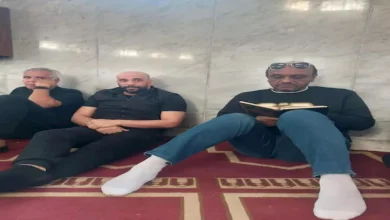 بينهم سيد عبد الحفيظ.. نجوم الأهلي والزمالك في جنازة محمد صبري 11 بينهم سيد عبد الحفيظ.. نجوم الأهلي والزمالك في جنازة محمد صبري