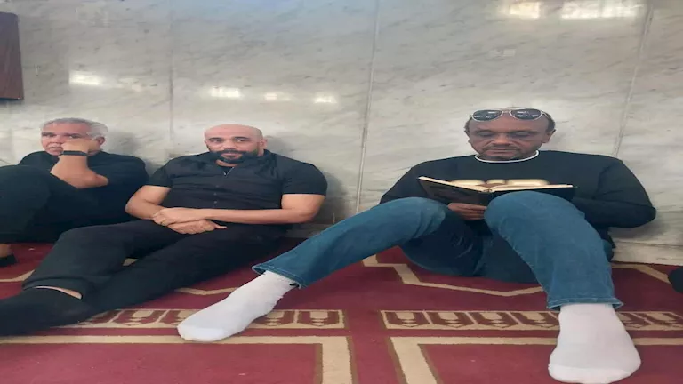 بينهم سيد عبد الحفيظ.. نجوم الأهلي والزمالك في جنازة محمد صبري 1 بينهم سيد عبد الحفيظ.. نجوم الأهلي والزمالك في جنازة محمد صبري