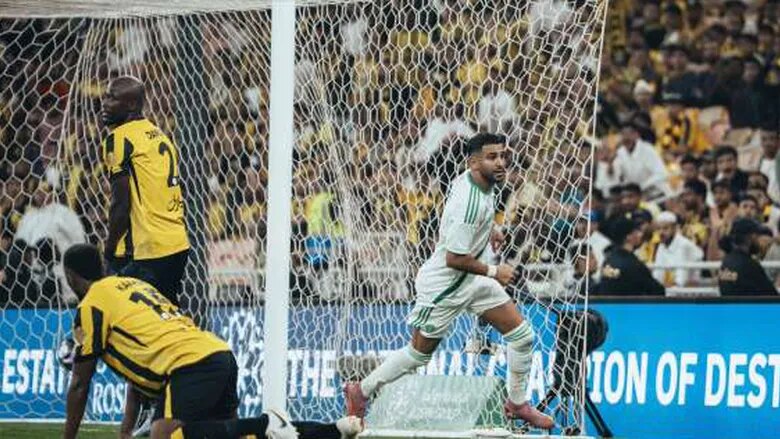 «جدة خضراء».. الأهلي يحسم ديربي المدينة بهدف رياض محرز في شباك الاتحاد 1 خضراء الأهلي يحسم ديربي المدينة بهدف رياض محرز في