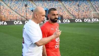 جلسة حاسمة لـ محمد صلاح وحسام حسن لتجنب الخلافات بين المنتخب وليفربول.. اعرف التفاصيل 2 حاسمة لـ محمد صلاح وحسام حسن لتجنب الخلافات بين