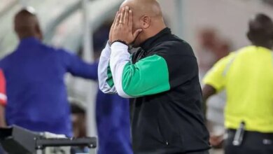 مشادة عنيفة بين مدرب نيجيريا وجهاز للكونغو كادت تتحول لكارثة «فيديو» 2 عنيفة بين مدرب نيجيريا وجهاز للكونغو كادت تتحول لكارثة