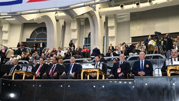 وزير الرياضة يشهد