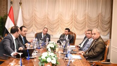 وزير الرياضة يلتقي محافظ بورسعيد لبحث مستجدات تطوير ستاد المصري البورسعيدي 2 وزير الرياضة يلتقي