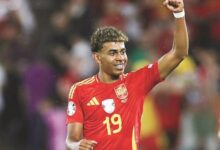 استبعاد لامين يامال من منتخب إسبانيا
