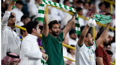 الحظ يعاند السد ويهدي الأهلي السعودي فوزاً ثميناً