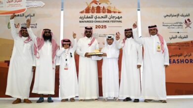 تتويج الفائزين في أشواط المغاتير الوضح بمهرجان التحدي للمفاريد