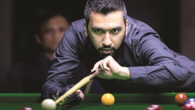 علي العبيدلي يتأهل للدور الثاني في بطولة العالم للسنوكر