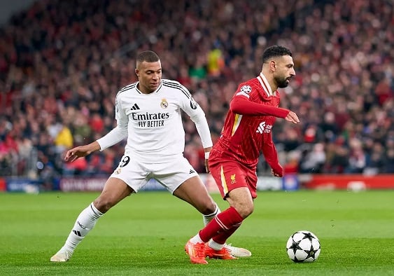 ليفربول يصطدم بريال مدريد في قمة أبطال أوروبا الموعد