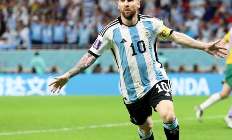 ميسي يقود الأرجنتين للفوز على أنجولا وديا بهدفين نظيفين