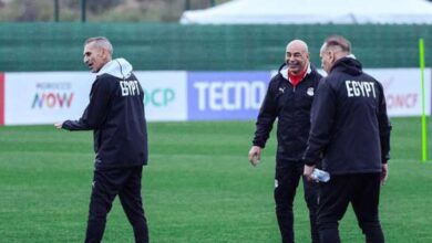 عبداللطيف اللي بيشمت في حسام والمنتخب محتاج يتعالج