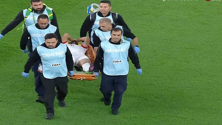 "خرج محمولا على نقالة".. إصابة هدف الأهلي في مباراة الأردن والعراق 1 "خرج محمولا على نقالة".. إصابة هدف الأهلي في مباراة الأردن والعراق