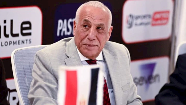 زيارة مفاجئة.. حسين لبيب رئيس الزمالك يطير إلى فرنسا 1 زيارة مفاجئة.. حسين لبيب رئيس الزمالك يطير إلى فرنسا