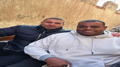 طارق حامد ونجله في زيارة للأهرامات رفقة لاعب المصري السابق (صور) 8 طارق حامد ونجله في زيارة للأهرامات رفقة لاعب المصري السابق (صور)