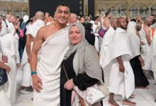 "قبل أمم أفريقيا".. مصطفى محمد يؤدي مناسك العمرة رفقة والدته 25 "قبل أمم أفريقيا".. مصطفى محمد يؤدي مناسك العمرة رفقة والدته