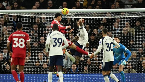 ليفربول وتوتنهام