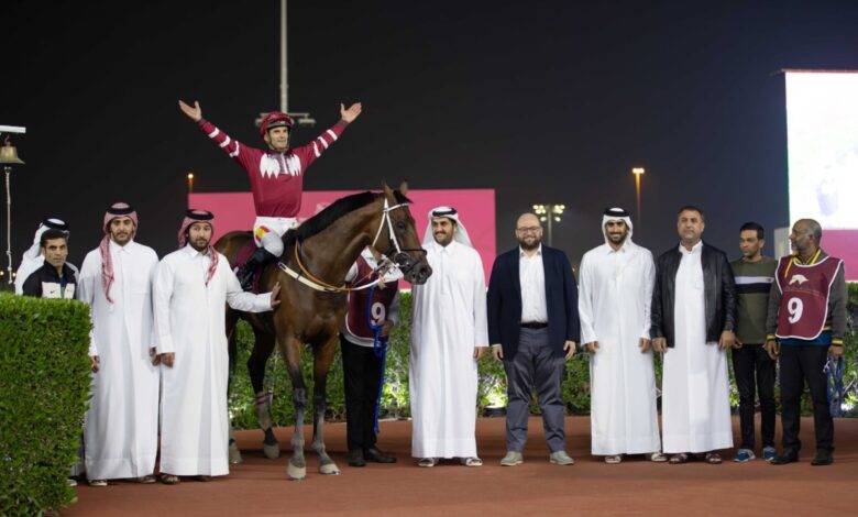 الجواد أسطوري يحزر لقب كأس بوسمرة للخيل المهجنة الأصيلة