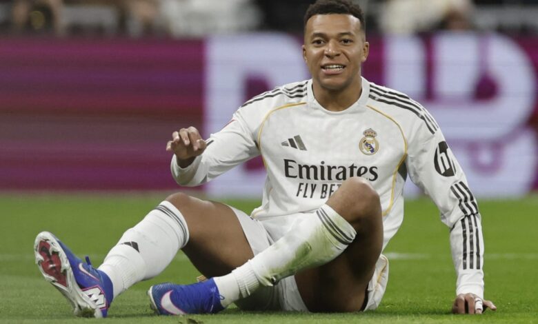 ريال مدريد يعلن إصابة مبابي وغيابه عن الملاعب