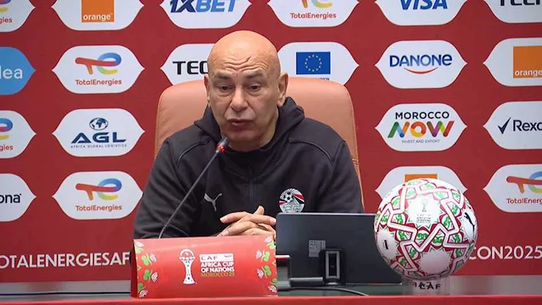 21 صورة وأبرز المعلومات عن زوجة حسام حسن