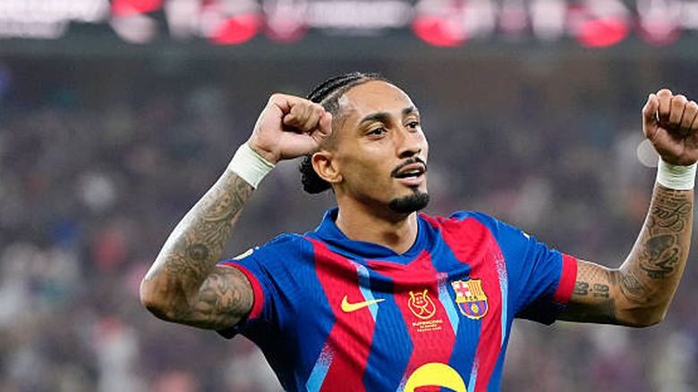 فليك وراء بقائي في برشلونة