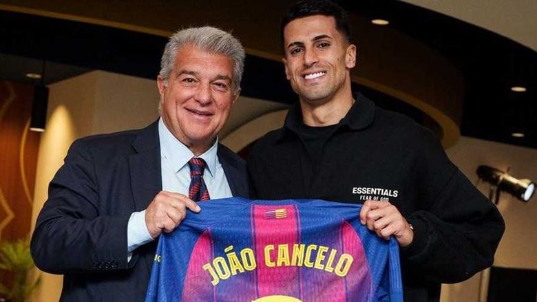 على رأس قائمة برشلونة لمواجهة راسينج في كأس ملك