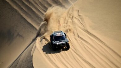 بطلنا ناصر العطية يستعيد صدارة رالي دكار الصحراوي