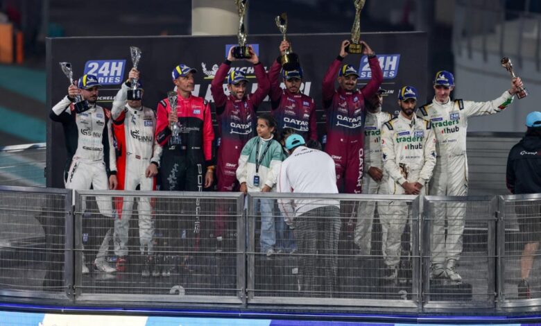 فريق الاتحاد القطري للسيارات يحقق فوزاً مزدوجاً في سباق