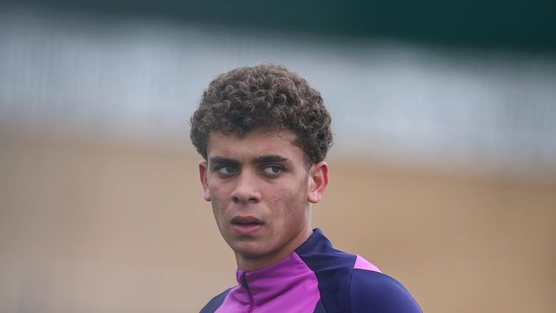 حمزة عبدالكريم يُبهر برشلونة وأزمة تعطله شهرين‬