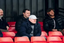 روني يساند نجله في مباراة مانشستر يونايتد تحت 18 عاماً (صور)