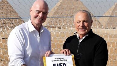 هاني أبو ريدة يهنئ