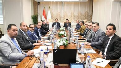 وزير الشباب والرياضة