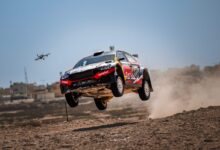 ‫ بعد القسم الأول الافتتاحي العطية وكاريرا في صدارة رالي