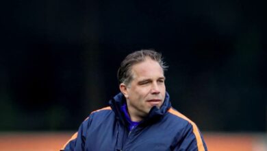 سر استثناء الخبير الأجنبي من مقصلة قطاع الكرة في الأهلي