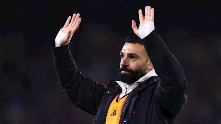 مصدر يكشف سبب جلوس محمد صلاح على مقاعد البدلاء أمام توتنهام