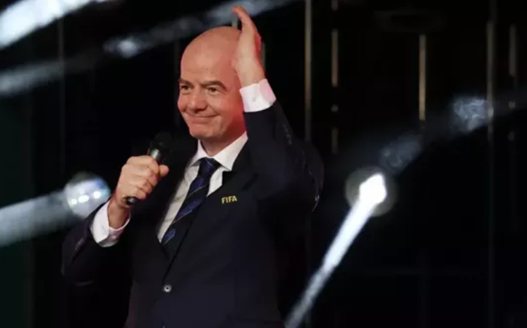 ‫ إنفانتينو المونديال في موعده