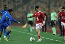 الأهلي يهزم سموحة 2-1 في الدوري المصري ويزحف نحو القمة 27 الأهلي وسموحة