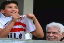 بالفيديو.. لقطة مؤثرة لحسن شحاتة وحفيده من مباراة الزمالك