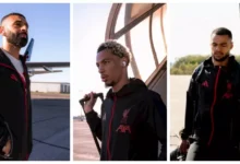 بينهم محمد صلاح.. بعثة ليفربول تصل إلى فرنسا لمواجهة باريس سان جيرمان