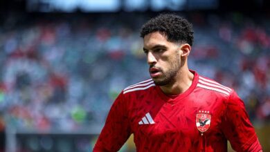 شوبير يرد على العرض الإسباني لضم نجله ورحيله عن الأهلي