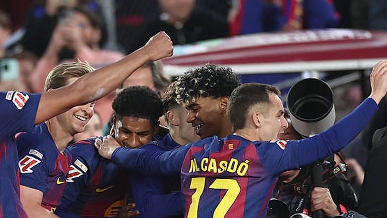 نجم برشلونة يظهر في التدريبات بـالقناع قبل مواجهة سيلتا فيجو