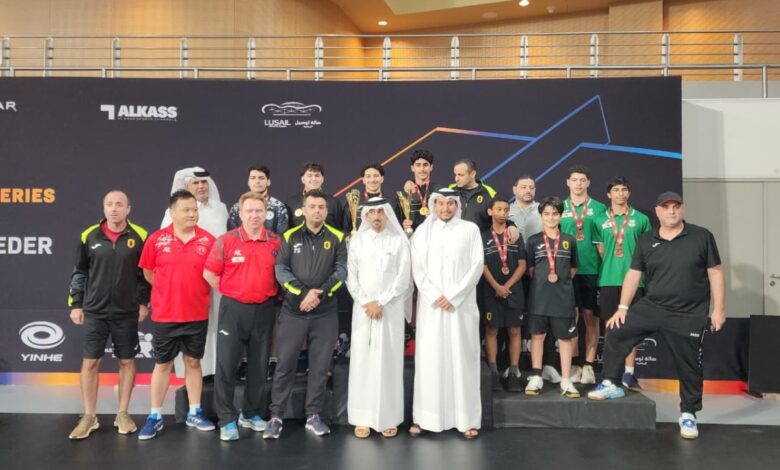 ‫ ختام مميز لبطولة فردي وزوجي الشباب لكرة الطاولة