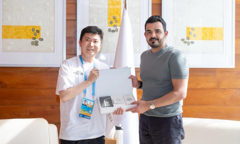 ‫ رئيس المجلس الأولمبي الآسيوي يبحث سبل تطوير التعاون مع