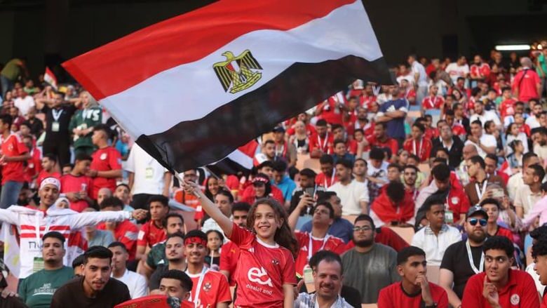 إقبال جماهيري على مباراة مصر وروسيا الودية باستاد القاهرة 1 إقبال جماهيري على مباراة مصر وروسيا الودية باستاد القاهرة