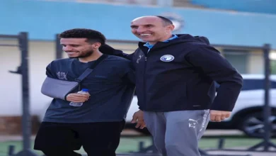 مصطفى فتحي يدعم لاعبي بيراميدز قبل مباراة سيراميكا بالدوري
