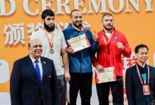 وزير الشباب والرياضة