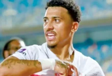 الغندور يكشف حقيقة بيع الزمالك لـ خوان بيزيرا لحل أزمة القيد | مصراوي