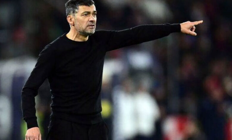 ‫ اتحاد جدة السعودي يقيل مدربه البرتغالي كونسيساو
