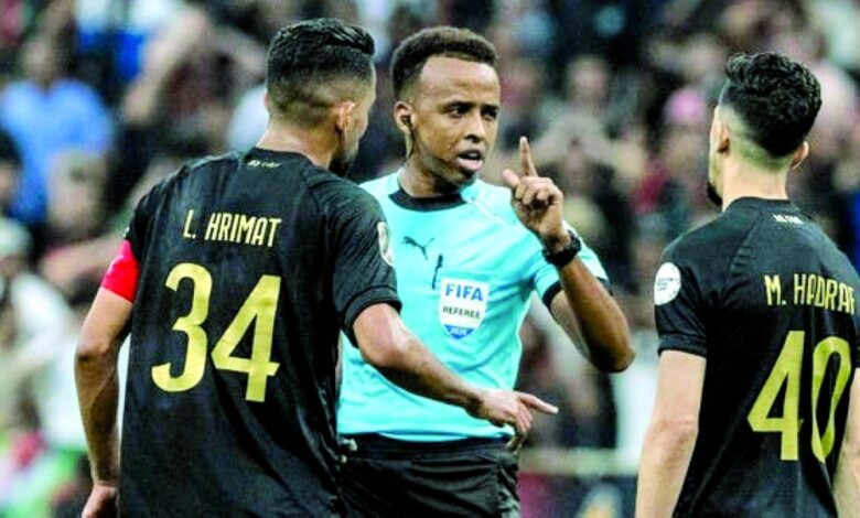 ‫ الحكم الصومالي عرتن يدير السوبر الأوروبي